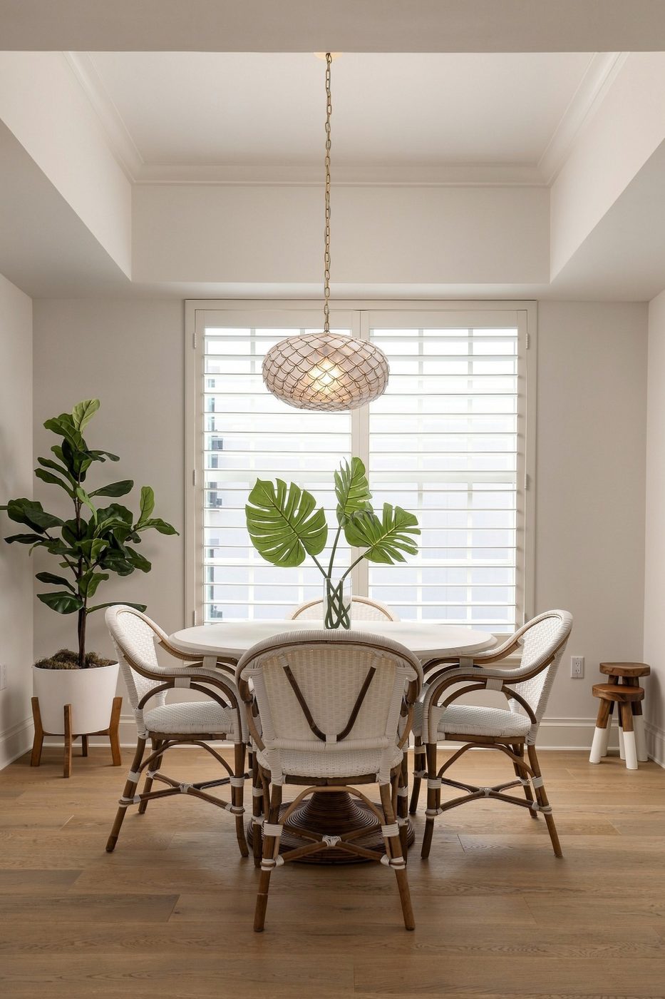 Dining room with natural light, photographed by PinPoint Productions